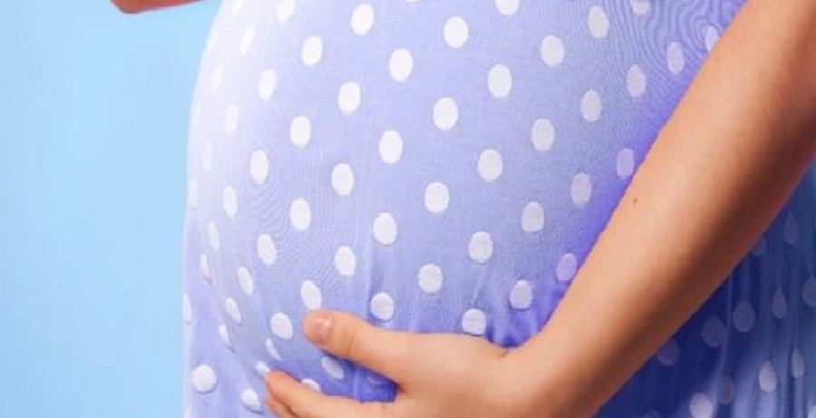 Father Of 5 Girls Opens 7-Month Pregnant Wife’s Belly To Check If It Was A Boy This Time
